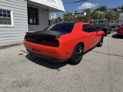 2020 Dodge Challenger SXT
