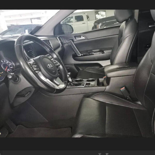 2020 Kia Sportage EX