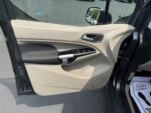 2017 Ford Transit Connect XLT