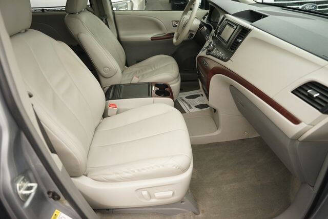 2013 Toyota Sienna
