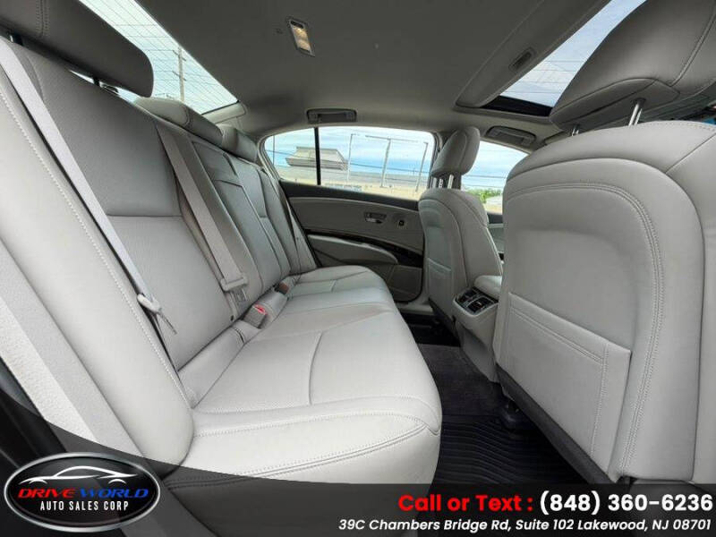 2015 Acura RLX w/Tech