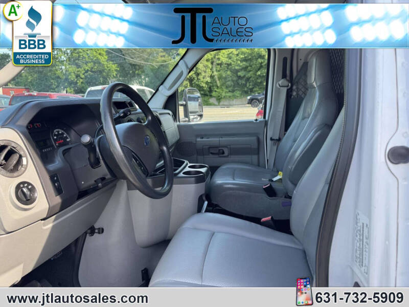 2013 Ford E-Series E-350 SD