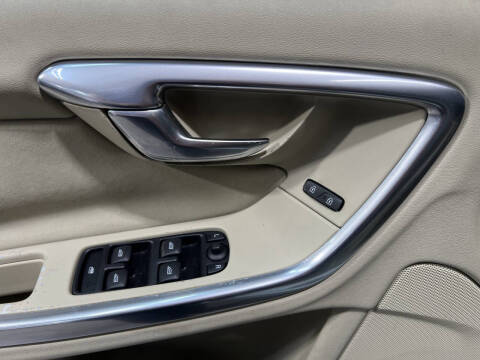 2013 Volvo S60 T5