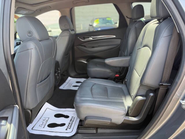 2020 Buick Enclave Essence