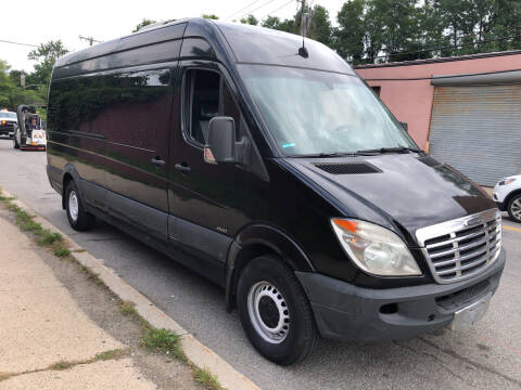 2007 Freightliner Sprinter Passenger for sale at Deleon Mich Auto Sales in Yonkers NY