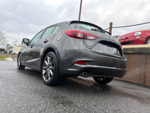 2018 Mazda MAZDA3 Grand Touring