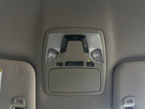 2020 Toyota Sienna LE Mobility 7-Passenger