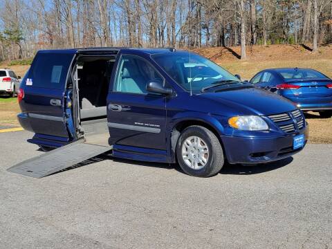 2005 Dodge WHEELCHAIR ACCESS for sale at JR's Auto Sales Inc. in Shelby NC