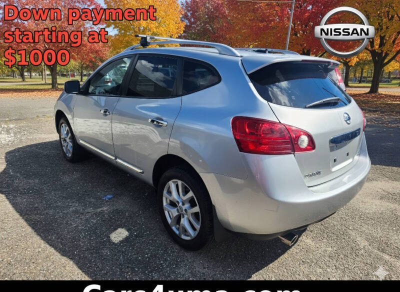 2013 Nissan Rogue SV w/SL Package