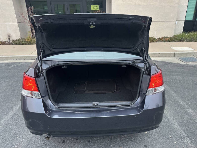 2013 Subaru Legacy 2.5i