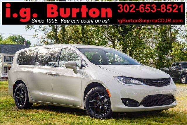 2020 Chrysler Pacifica Touring