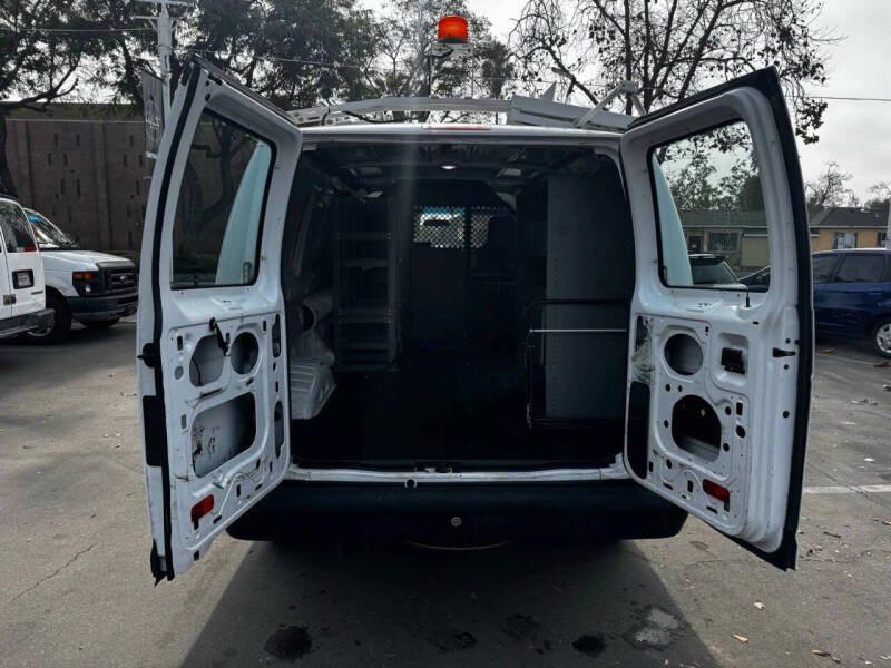 2014 Ford E-Series E-150