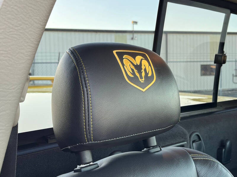 2004 Dodge Ram 1500 SLT