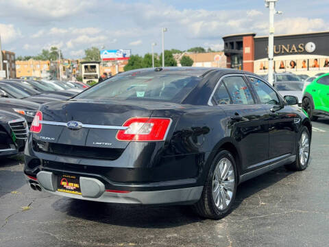 2011 Ford Taurus Limited