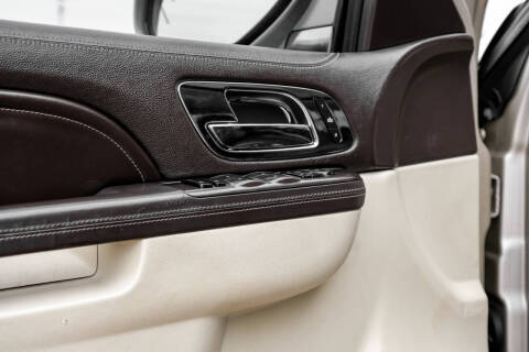 2013 Cadillac Escalade Platinum Edition