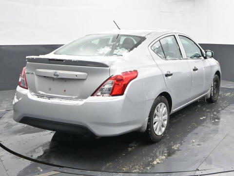 2019 Nissan Versa S Plus