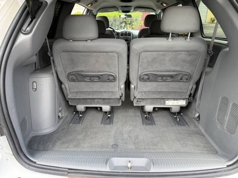 2004 Dodge Grand Caravan SXT