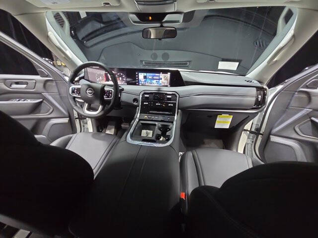 2025 Nissan Armada SV