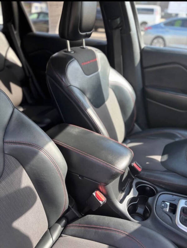 2015 Jeep Cherokee Trailhawk