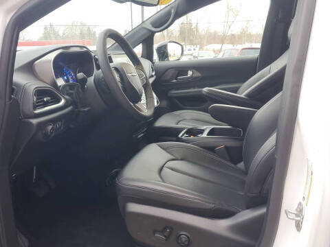 2025 Chrysler Pacifica Plug-In Hybrid