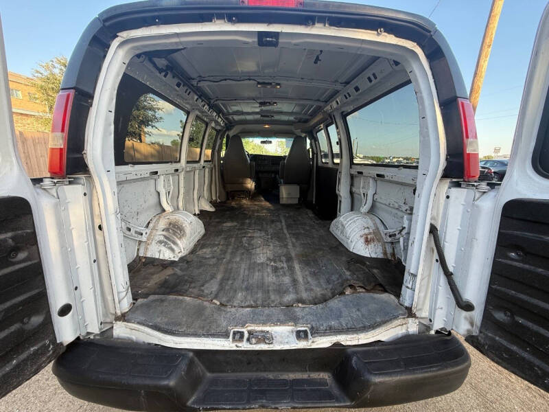 2017 Chevrolet Express 2500