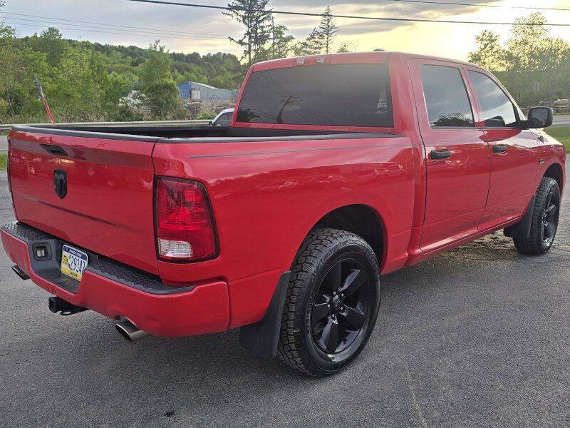 2012 RAM 1500 ST
