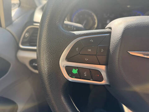 2020 Chrysler Voyager LXi