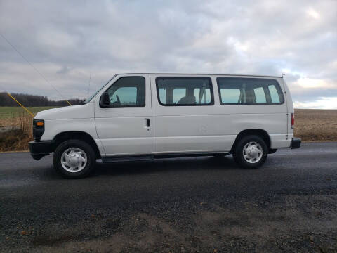 2011 Ford E-Series E-150 XLT