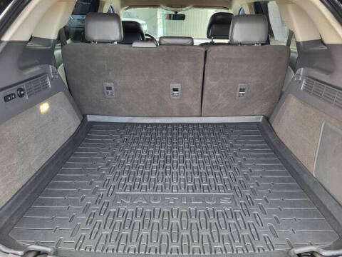 2019 Lincoln Nautilus Select