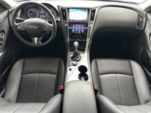2016 Infiniti Q50 3.0T Premium