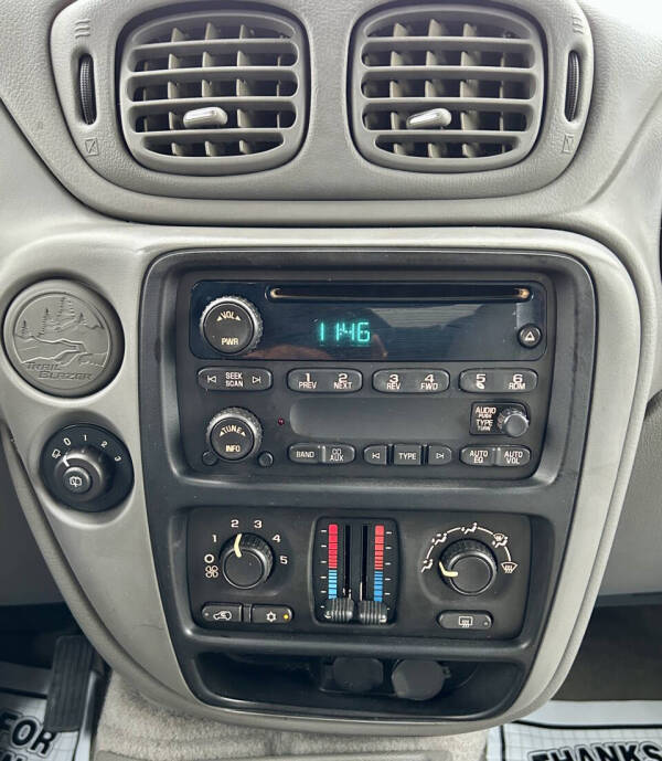 2008 Chevrolet TrailBlazer LS Fleet2