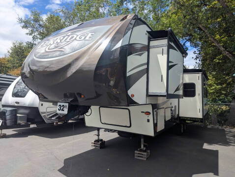 2016 Heartland Elkridge E292 / 32ft