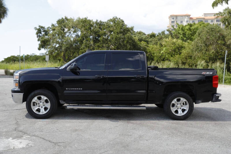 2015 Chevrolet Silverado 1500 LT photo 4