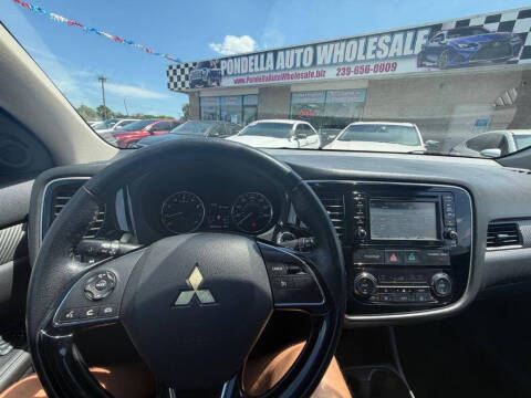 2016 Mitsubishi Outlander SE