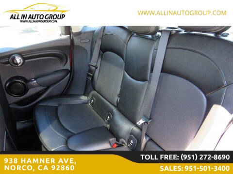 2017 MINI Hardtop 4 Door Cooper