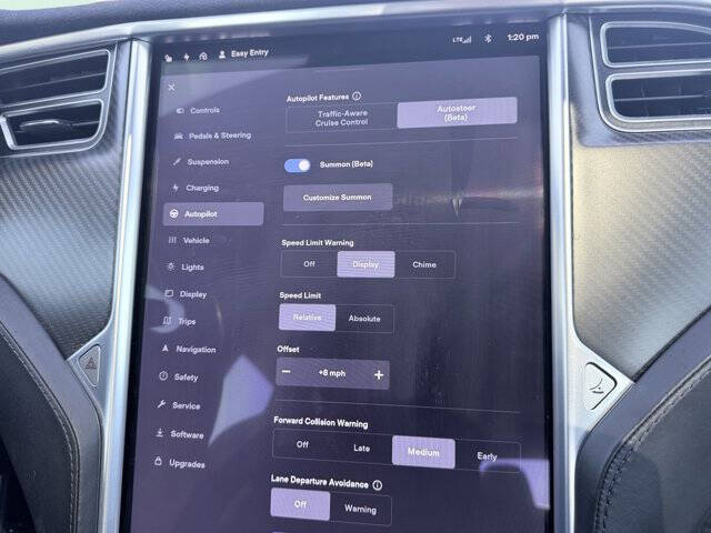 2015 Tesla Model S 70D