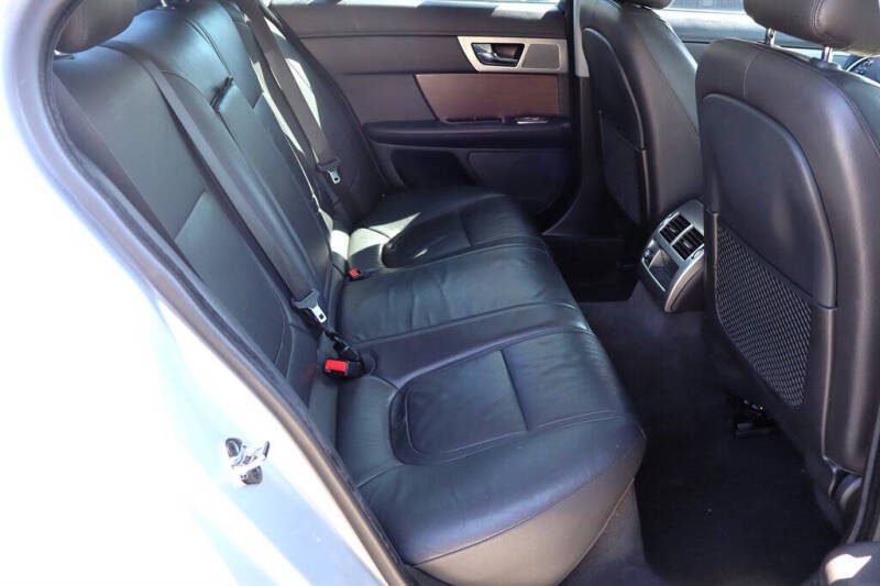 2012 Jaguar XF