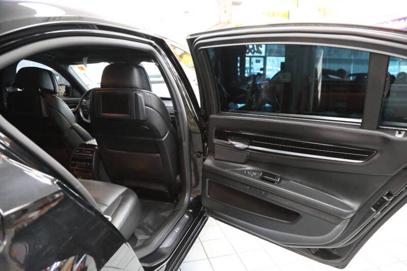 2011 BMW 7 Series 750Li