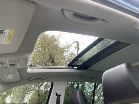 2017 Volkswagen Tiguan 2.0T Wolfsburg Edition