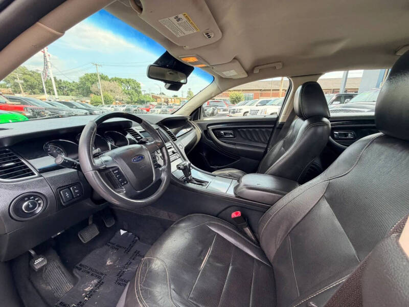 2011 Ford Taurus Limited