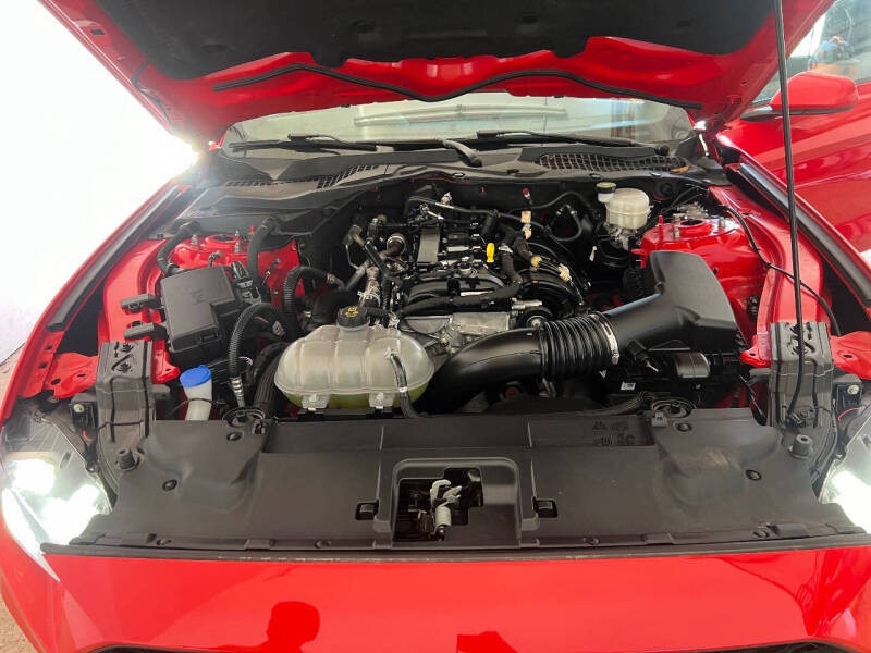 2022 Ford Mustang EcoBoost