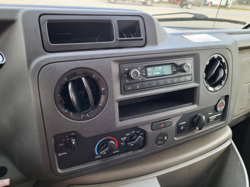 2021 Ford E-Series E-350 SD