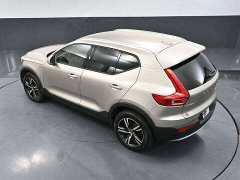 2023 Volvo XC40 B5 Core