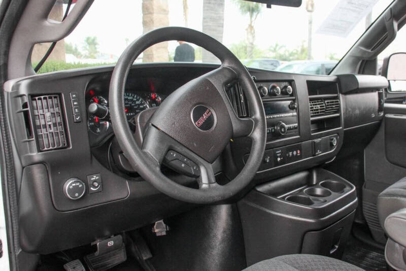 2020 GMC Savana 2500