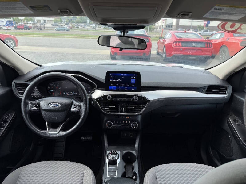 2020 Ford Escape SE