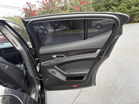 2014 Porsche Panamera 4