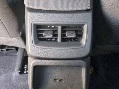 2026 Chevrolet Equinox EV LT 1