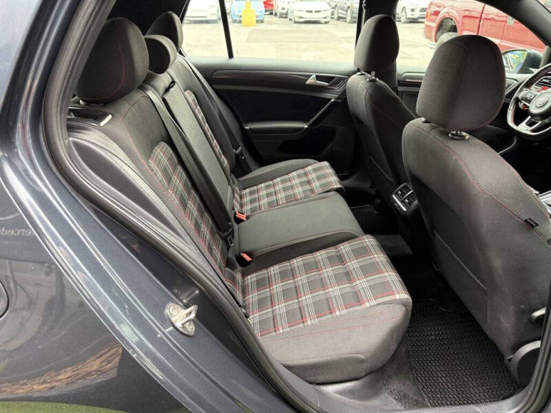 2020 Volkswagen Golf GTI S