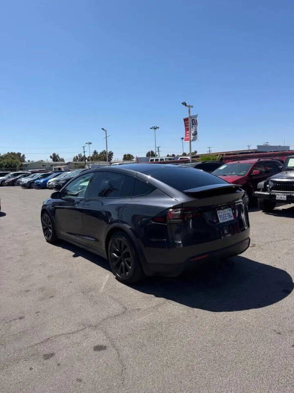 2025 Tesla Model X