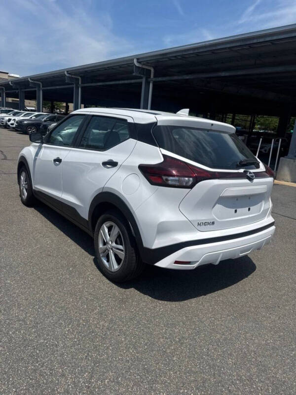 2023 Nissan Kicks S